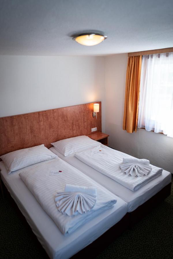 Hotel Tauernpasshoehe Обертауерн Екстер'єр фото